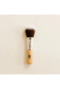 Pure Anada: Vegan Brushes Fashion